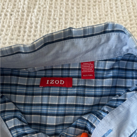 Izod Men's Navy and White Checkered Shirt - Picture 3 of 7